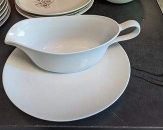 PLL #281 Gravy Boat and Saucer @ $3 