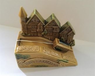 Vintage ceramic San Francisco music box.