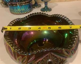 VINTAGE AMETHYST CARNIVAL GLASS BOWL HOBSTAR AND ARCHES ~ $58