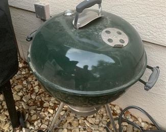 WEBER ORIGINAL KETTLE CHARCOAL SMOKER GRILS WITH WHEELS ~ 50