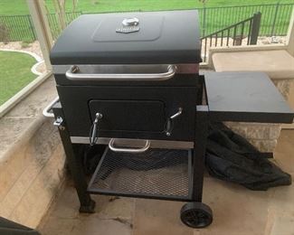 EXPERT GRILL HEAVY DUTY 24"CHARCOAL GRILL~ $85