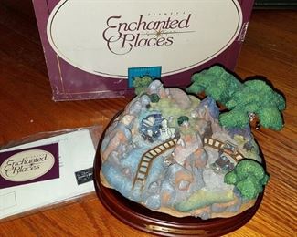 Disney Enchanted Places with boxes - Snow White 7 Dwarfs jewel mine