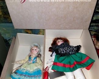 Suzanne Gibson dolls (Reeves International)