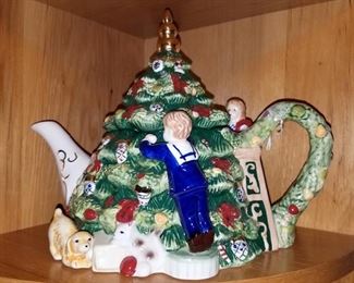 Waterford Christmas tree teapot