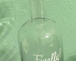 "Finally! A Wine Glass That Fits My Needs!" Novelty Piece