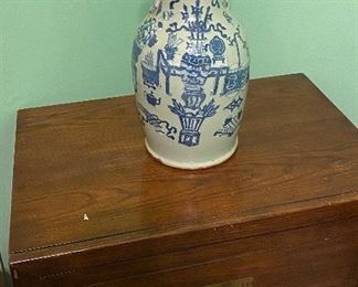 Asian Vase, Nightstand