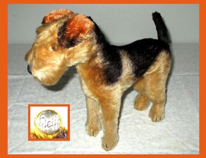 Steiff Dog in Excellent Condition 