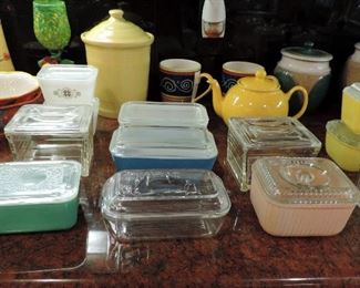 VINTAGE REFRIGERATOR DISHES