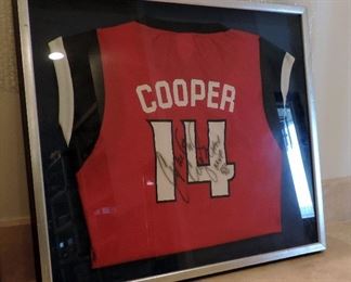 CYNTHIA COOPER SIGNED AND FRAMED JERSEY HOUSTON COMETS