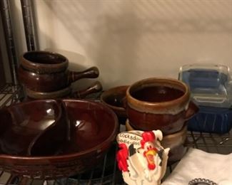 Vintage brown assorted bowls.