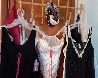There are lots of new/like new undergarments and support garments.