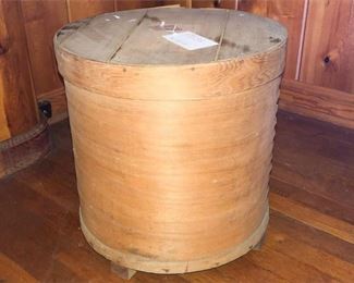 25. Cylindrical Storage Box