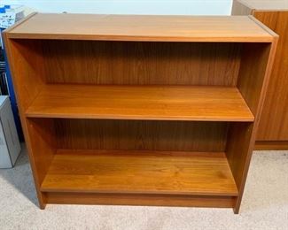 Bookshelf (2 shelf high) https://ctbids.com/#!/description/share/332817