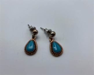 Copper Earrings https://ctbids.com/#!/description/share/332740