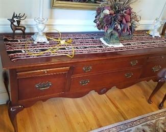 Thomasville Bay Colony Solid Cherry Server  