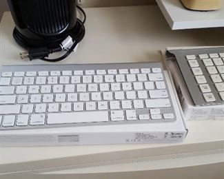 Apple Wireless Keyboards  A1314