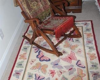 Victorain folding Rocker, Cotton Butterfly rug