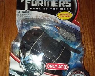 Transformer Collectible Toy Figure - 1 of HUNDREDS On Consignment From A Lifetime Of Collecting! For Specific Figure Inquiries, Please Text Us At 201-639-4811 .