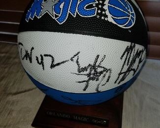 Lot # 172 - $200  Orlando Magic Ball Autographed 