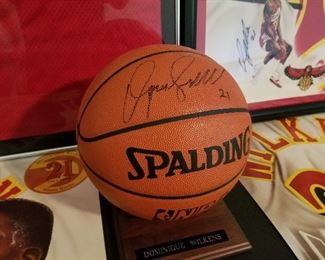 Photo of Autograph of Dominique Wilkins Basketball from Lot # 175