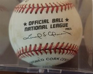 Lot # 201 - $ 8 Official Ball of National League 
