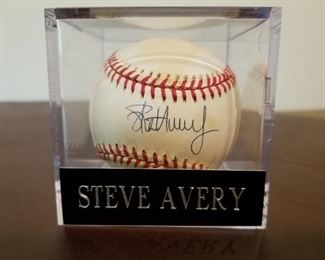 Lot # 203 - $20  Autographed Steve Avery Baseball in Case