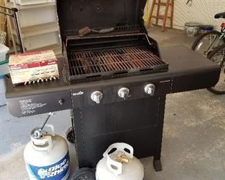 Lot # 231 -  $ 90 Char Broil Grill (Used)  & 2 Propane Tanks 