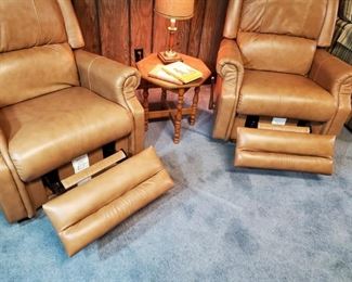 Like new LA Z BOY leather recliners