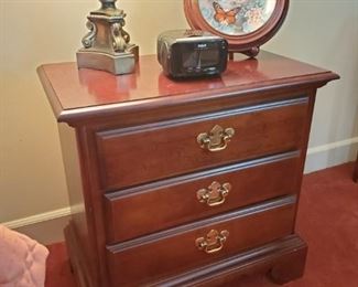 Mahogany bedroom nightstands