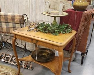 burl wood table and decor