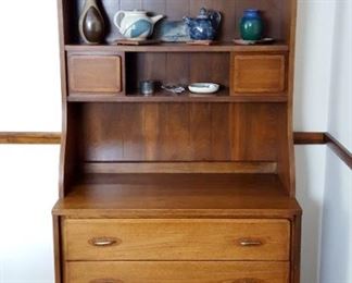 Mid-Century Modern Kent-Coffey Simplex-II cabinet