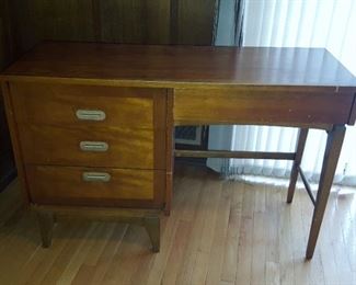 Kent Coffey 'Focus' Mid-Century Modern Desk