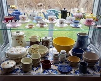 Vintage Halls Superior Quality Kitchenware Autumn Leaf, Hall, McCoy, Lovatts Langley Ware