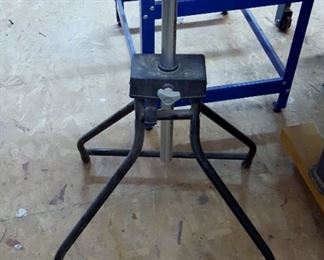 Roller stand