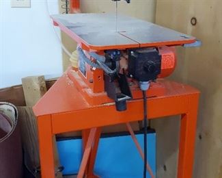 Multimax 18-V Variable Speed 18" Scroll Saw