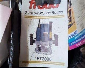 Freud FT2000E 15 amp 1/2" Variable Speed Plunge Router
