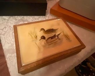 Vintage duck jewel box
