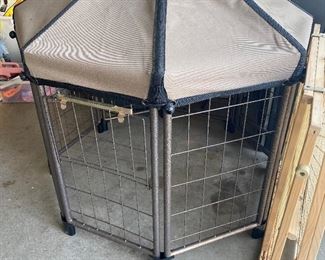 Pet gazebo