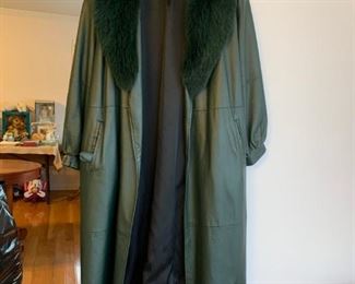 #41		Henig Furs - Size Large Leather Coat w/Fur Collar - Dark Green	 $150.00 
