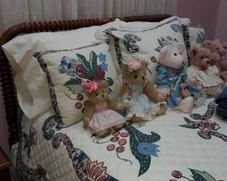 Linens and bears