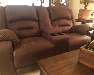 Electric dbl Recliner