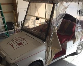 Cadillac style golf cart with new batteries