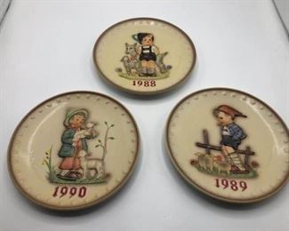 Hummel Plates of West Germany years 1988, 1989, and 1990          https://ctbids.com/#!/description/share/331518