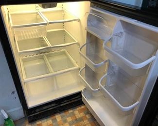 Kenmore Refrigerator Model #253 https://ctbids.com/#!/description/share/333230