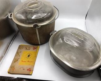 Vintage Guardian Service Kettle Oven and Large Chicken Fryer https://ctbids.com/#!/description/share/333231