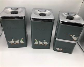 Vintage flour, sugar, coffe, tea counter containers https://ctbids.com/#!/description/share/333232