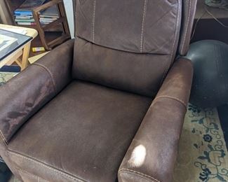 https://www.grasons.com/wp-content/uploads/2020/02/img-20200205-153144-353047-NoZzZ2a3.jpg