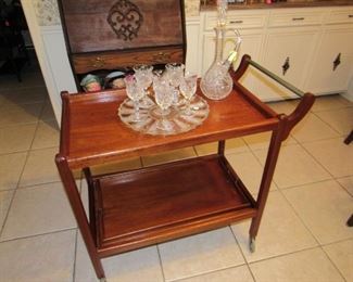 Mid Century rolling tea or bar cart with bottom tray