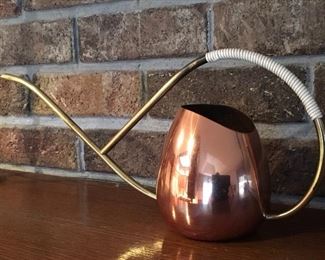 VINTAGE COPPER WATERING CAN.
