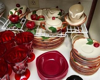 FRANCISCAN APPLE STONEWARE DISHES AND SERVING PIECES.